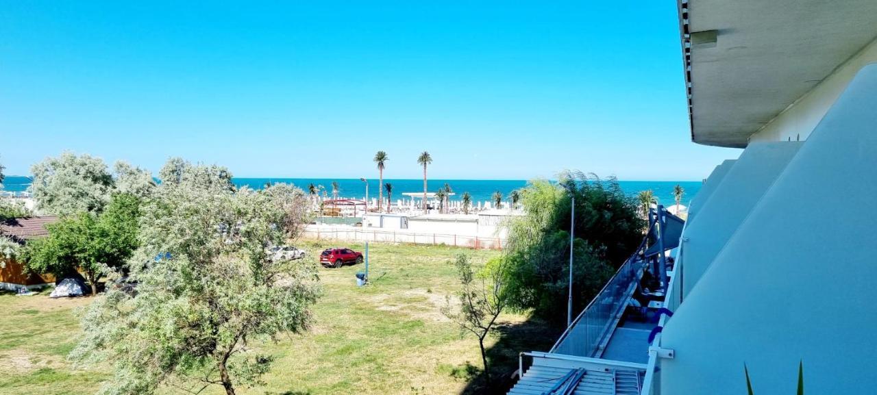 White Tower - Private Studio 106 Mamaia Eksteriør bilde